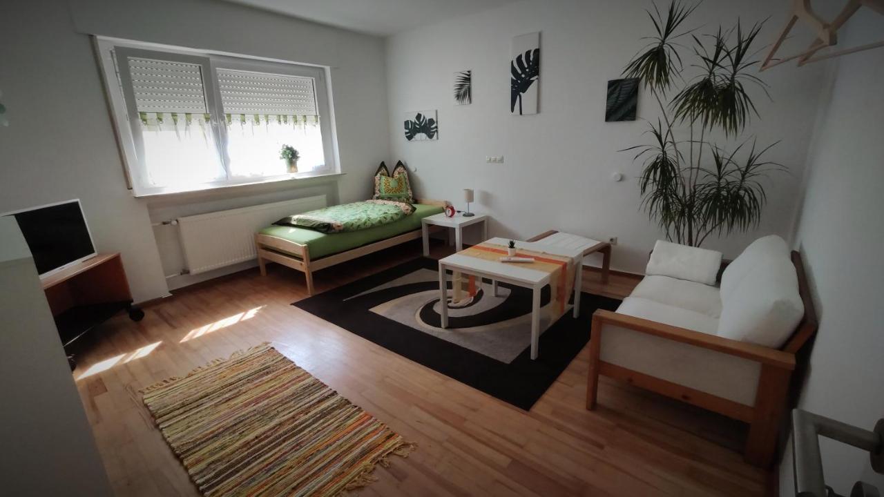 Monteur Unterkunft Gaestewohnung Ferienwohnung - Haus Huth Freigericht 외부 사진